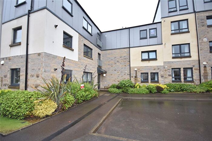 2 Bedroom Flat To Rent In Tailor Place, Top Floor, Hilton, Aberdeen, AB24