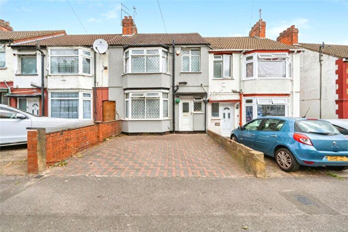 3 Bedroom Terraced House For Sale In Runley Road, Luton, Bedfordshire, LU1