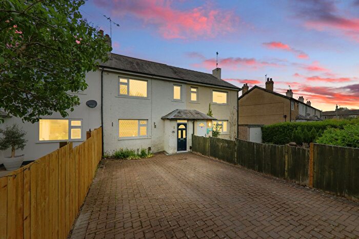 3 Bedroom Terraced House For Sale In Canada Crescent, Leeds, LS19