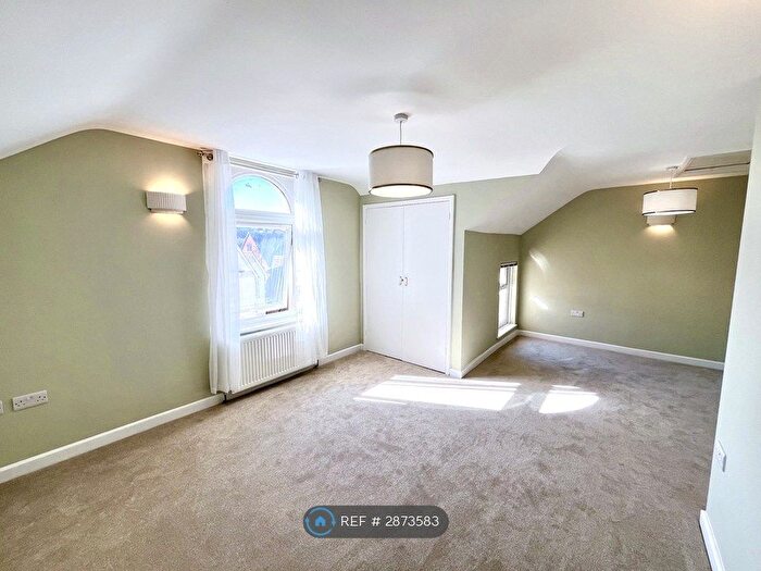 1 Bedroom Flat To Rent In Shaftesbury Road, Southsea, PO5