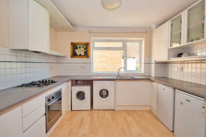 2 Bedroom Flat To Rent In Gooden Court, Harrow, Middlesex, HA1