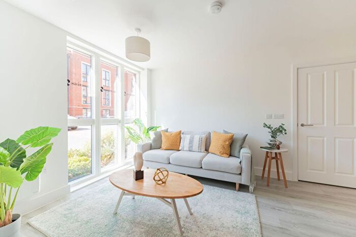 1 Bedroom Flat For Sale In Romsey Road, Winchester, SO22