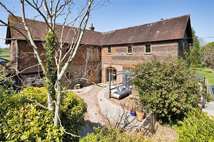 4 Bedroom Detached House For Sale In Lamberhurst Quarter, Lamberhurst, Tunbridge Wells, Kent, TN3