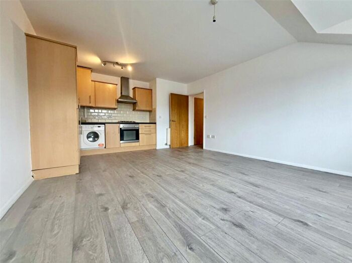 2 Bedroom Apartment To Rent In Lime Grove, Litherland, L21