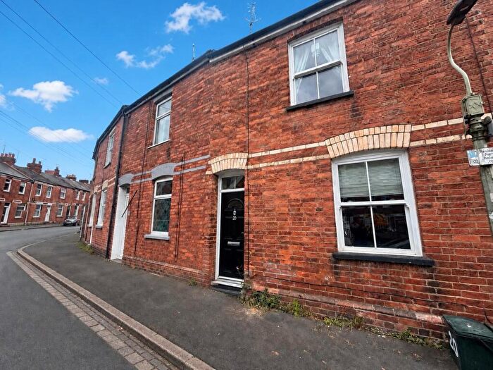 2 Bedroom House To Rent In Roberts Road, St Leonards, EX2