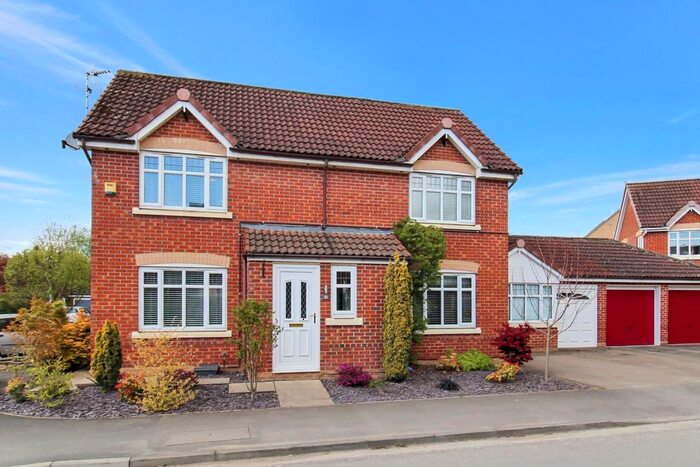 5 Bedroom Detached House For Sale In Doublegates Avenue, Ripon, HG4