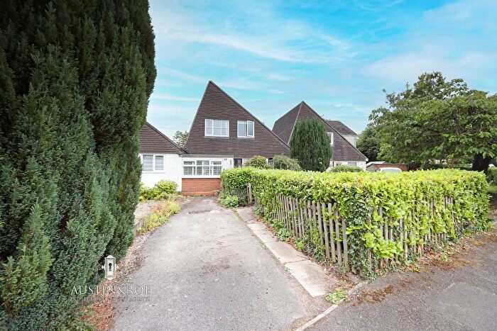 3 Bedroom Link Detached House For Sale In Greenside, Yarnfield, Staffordshire, ST15