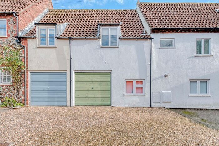 2 Bedroom Cottage For Sale In Bull Street, Holt, NR25