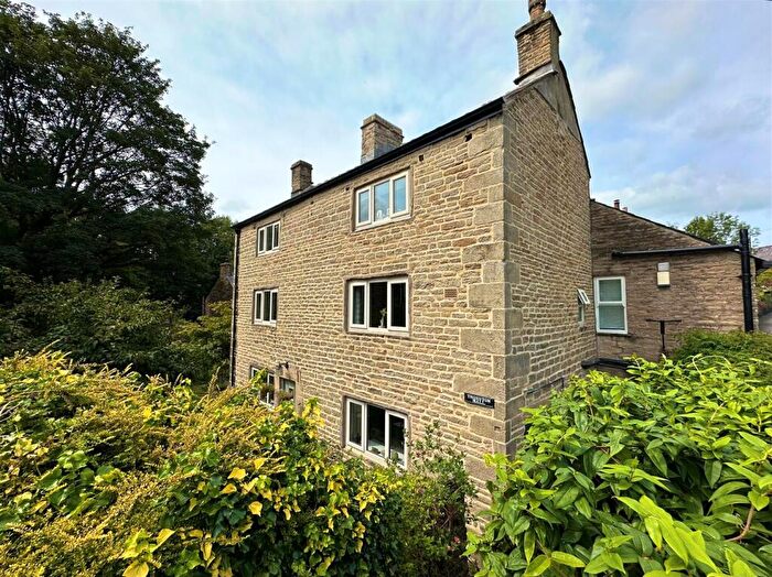 4 Bedroom House For Sale In Market Street, Hayfield, High Peak, SK22