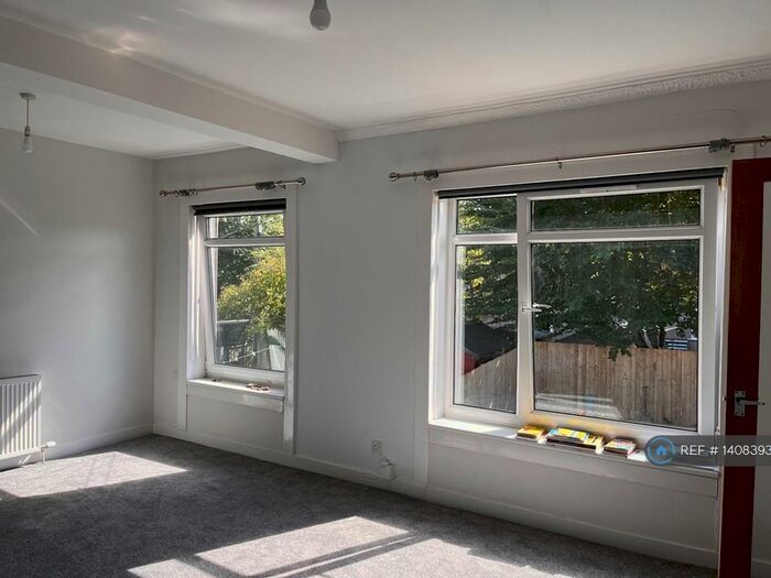 2 Bedroom Flat To Rent In Montford Avenue, Glasgow, G73