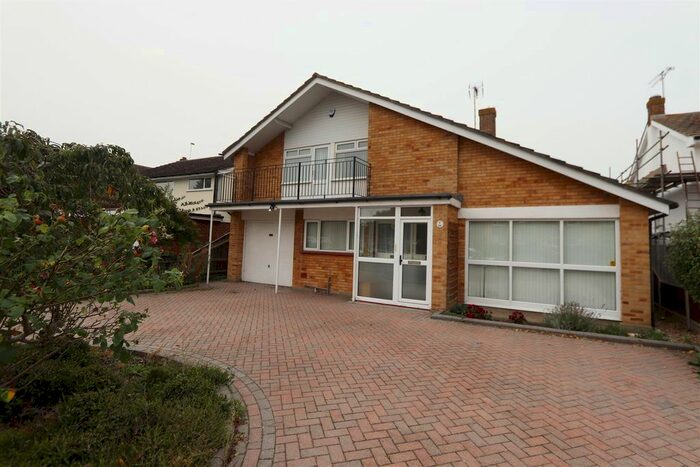 3 Bedroom Property To Rent In Colbert Avenue, Southend-On-Sea, SS1