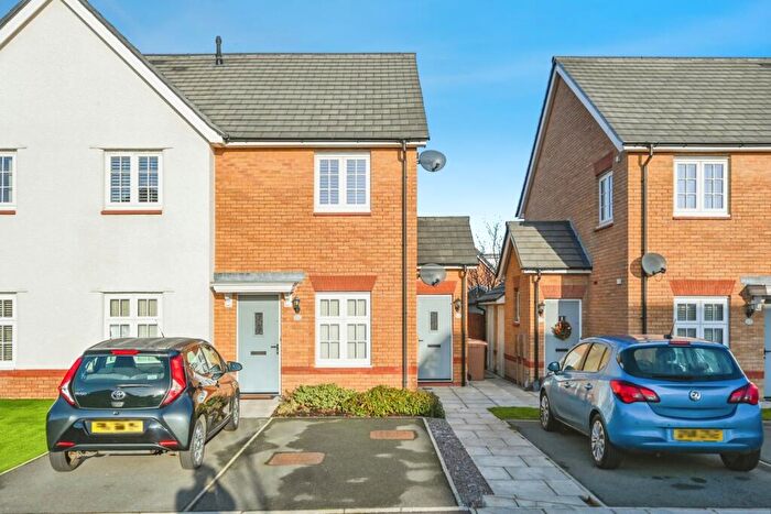 2 Bedroom Flat For Sale In Grangewood Close, Formby, Liverpool, Merseyside, L37