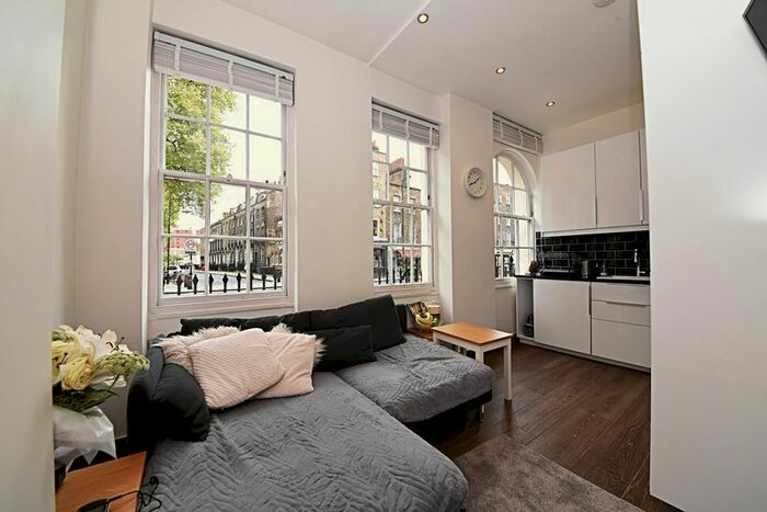 1 Bedroom Flat To Rent In Gray's Inn Road, London, WC1X