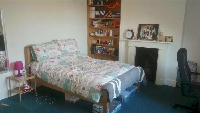 1 Bedroom Property To Rent In Station Road West, Canterbury, CT2