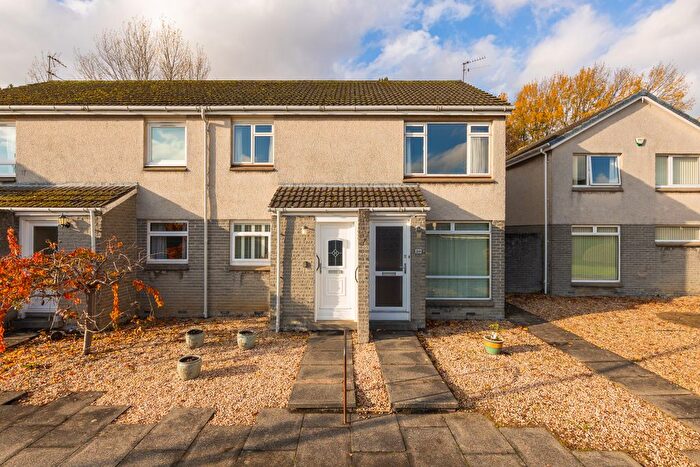 2 Bedroom Flat For Sale In Craigs Drive, Edinburgh, EH12