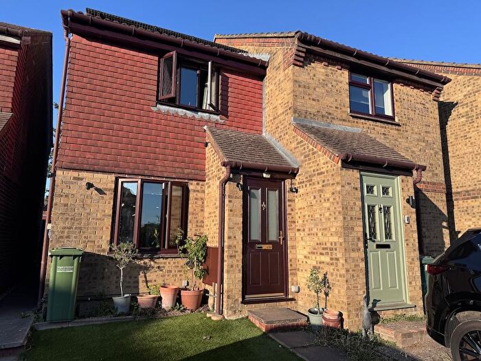 2 Bedroom Semi Detached House For Sale In Parthia Close, Tadworth, KT20