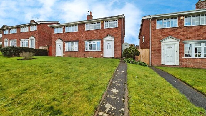 3 Bedroom Semi Detached House For Sale In Robin Way, Chipping Sodbury, South Gloucestershire, BS37