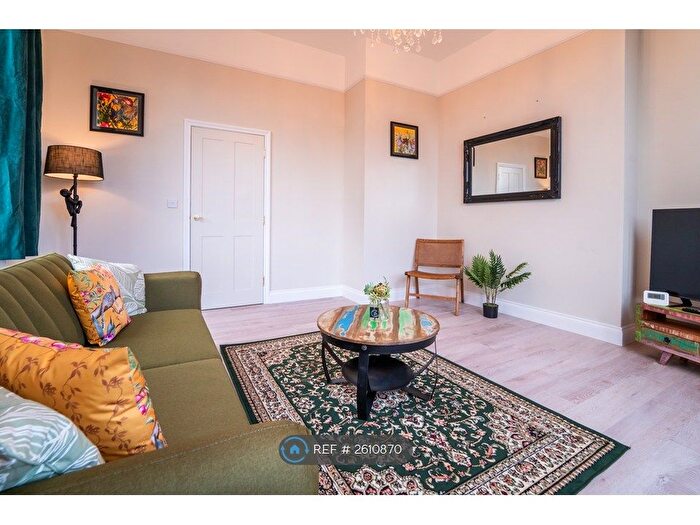 2 Bedroom Flat To Rent In Calthorpe House, Great Yarmouth, NR30
