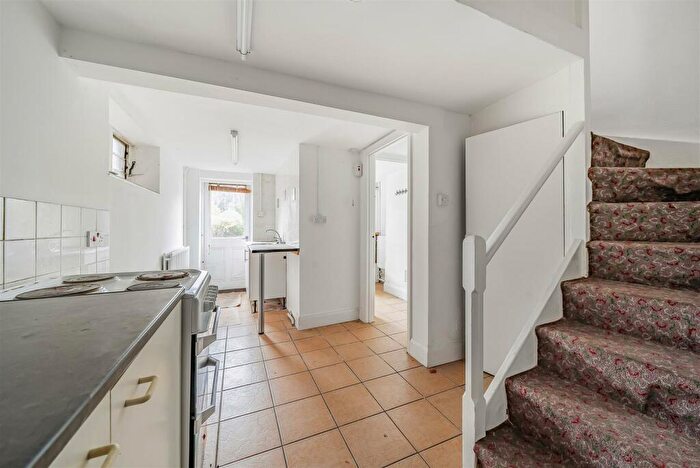 2 Bedroom Semi-Detached House For Sale In Addison Road, Guildford, GU1