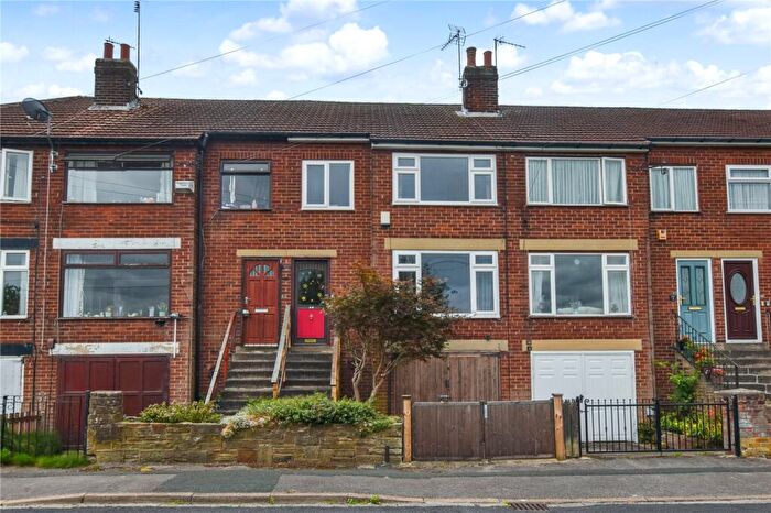 3 Bedroom Terraced House For Sale In Aston Grove, Leeds, West Yorkshire, LS13