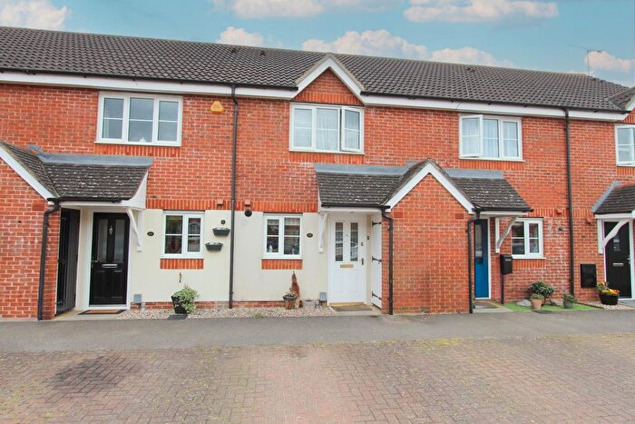 2 Bedroom Property To Rent In Warneford Way, Leighton Buzzard, LU7