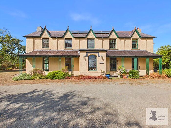 9 Bedroom Smallholding For Sale In Tanygroes, Cardigan, SA43