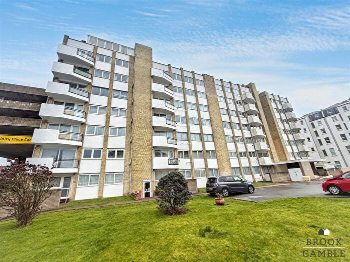 2 Bedroom Flat For Sale In Trinity Place, Eastbourne, BN21