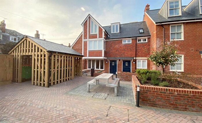 1 Bedroom Flat To Rent In Queningate Court, Canterbury - Ref, CT1