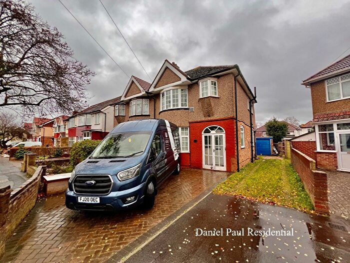 3 Bedroom Semi-Detached House To Rent In Ellerdine Road, Hounslow, TW3