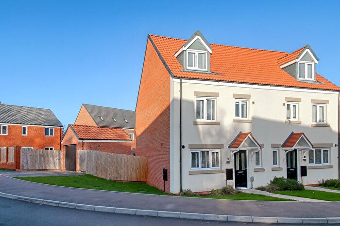 4 Bedroom Semi Detached House For Sale In Jasper Avenue, Chesterfield, S41