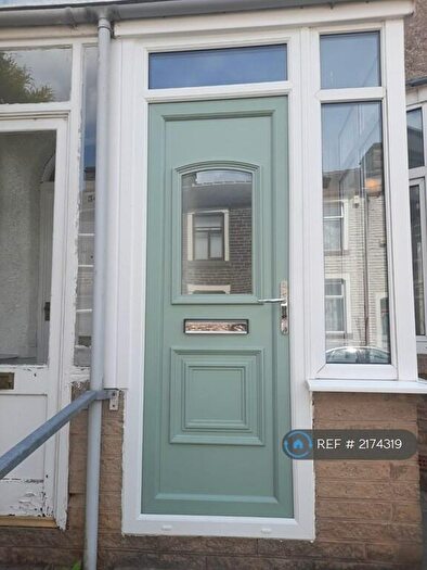 3 Bedroom Terraced House To Rent In Stoney Street, Burnley, BB11