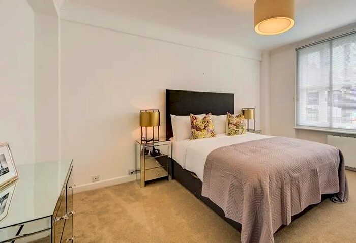 Studio To Rent In Victoria Road, Mill Hill, NW7