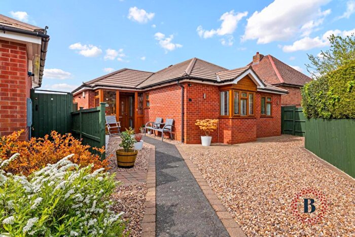 3 Bedroom Detached Bungalow For Sale In Beale Close, Bishops Tachbrook, Leamington Spa, CV33