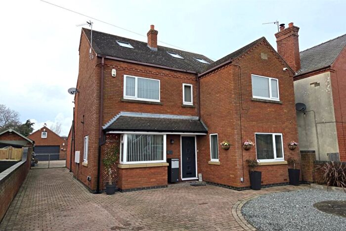 4 Bedroom Detached House For Sale In Thorntree Lane, Goole, DN14