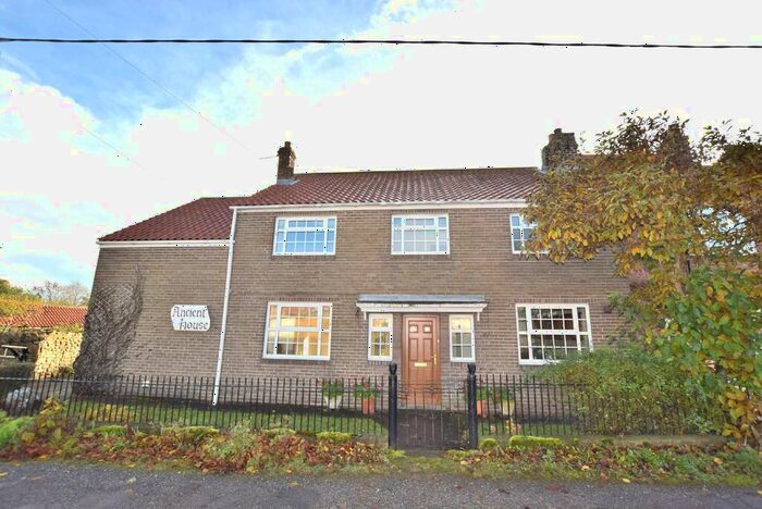 4 Bedroom Semi-Detached House To Rent In Southside, Scorton, DL10