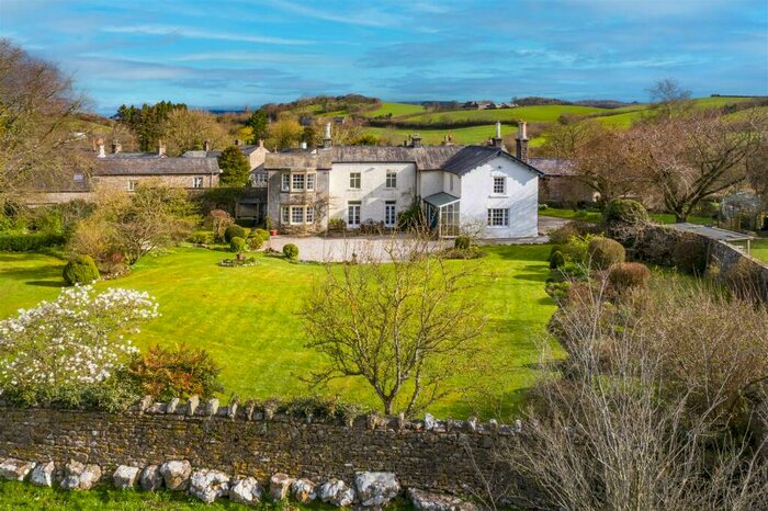 5 Bedroom House For Sale In Green Close, Priest Hutton, Carnforth, Lancashire, LA6