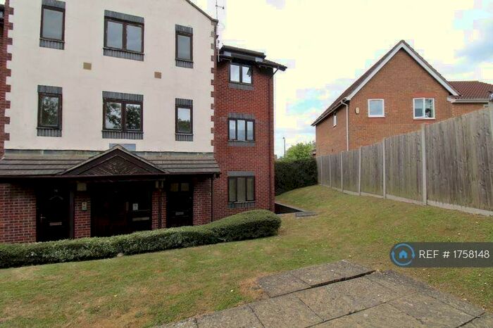 1 Bedroom Flat To Rent In Gallivan Close, Little Stoke, Bristol, BS34