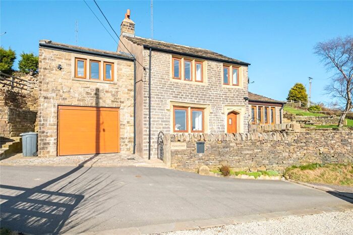 3 Bedroom Detached House For Sale In Moorside Edge, Slaithwaite, Huddersfield, HD7