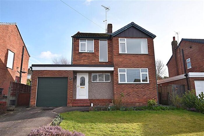 3 Bedroom Detached House For Sale In Sunningdale Road, Macclesfield, SK11