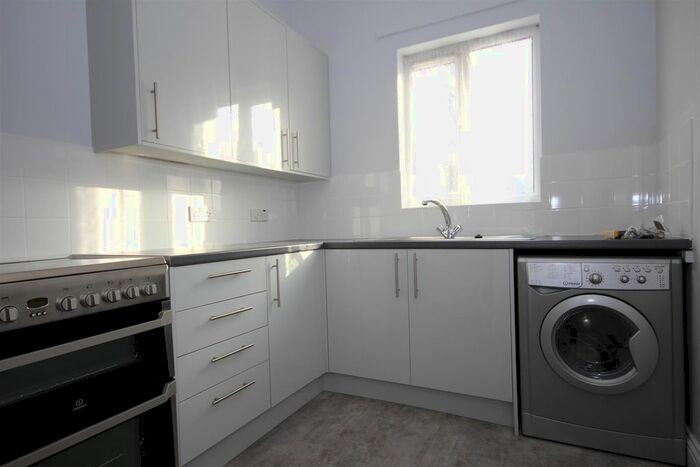 1 Bedroom Flat To Rent In Craven Park, Harlesden, NW10
