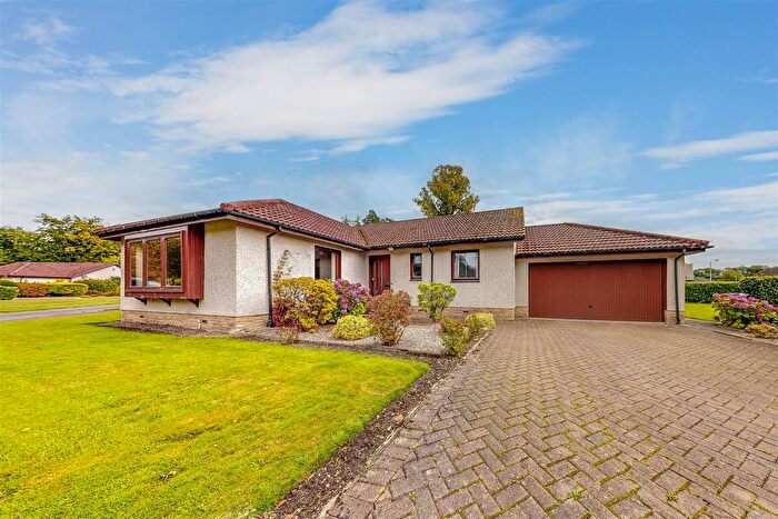 3 Bedroom Detached Bungalow For Sale In Sandeman Place, Luncarty, Perth, PH1