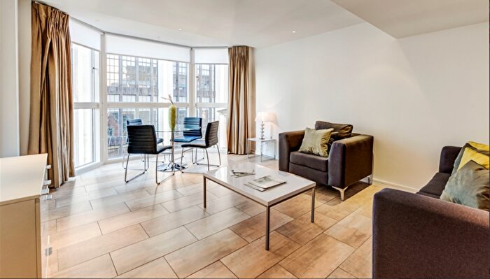 1 Bedroom Flat To Rent In Young Street, London, W8