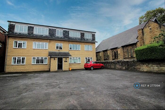 2 Bedroom Flat To Rent In St. Marys Court, Hollingworth, Hyde, SK14