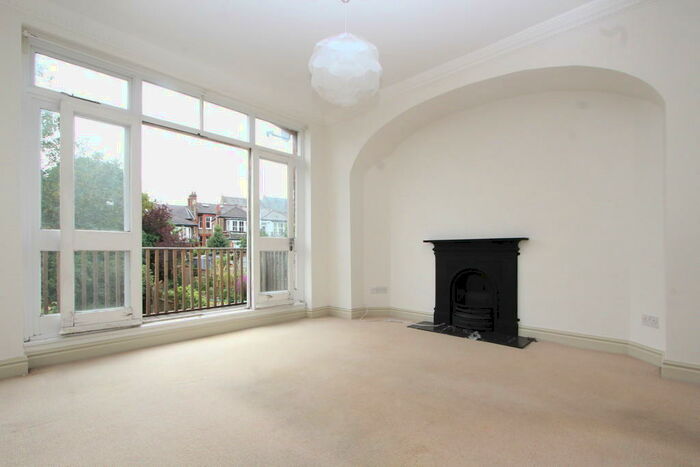 2 Bedroom Flat To Rent In Hillfield Park, Muswell Hill, N10