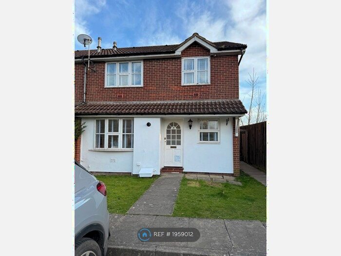 2 Bedroom Semi-Detached House To Rent In Staffords Place, Horley, RH6
