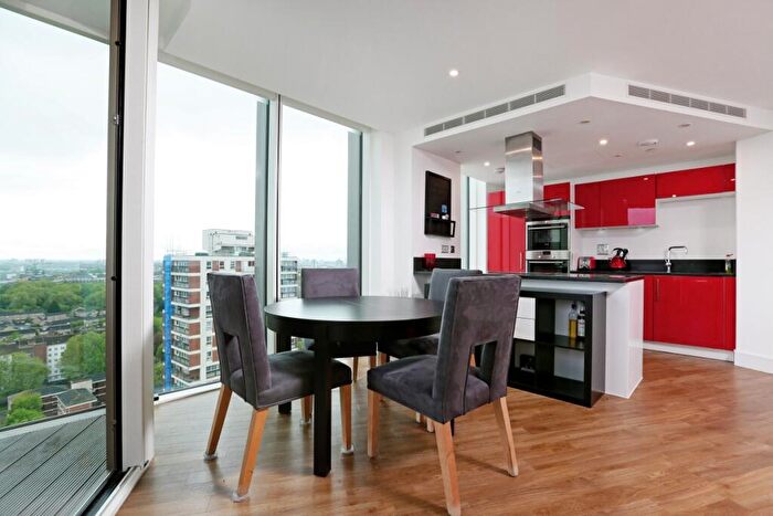 2 Bedroom Apartment To Rent In Surrey Quays Road London, SE16