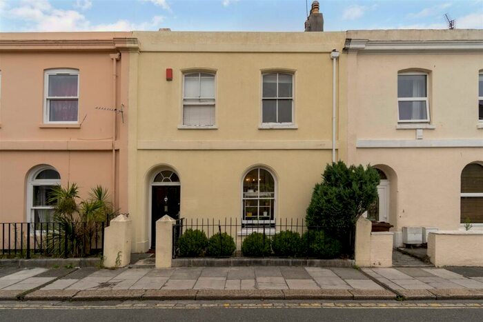 1 Bedroom Property To Rent In Cecil Street, Stonehouse, Plymouth, PL1