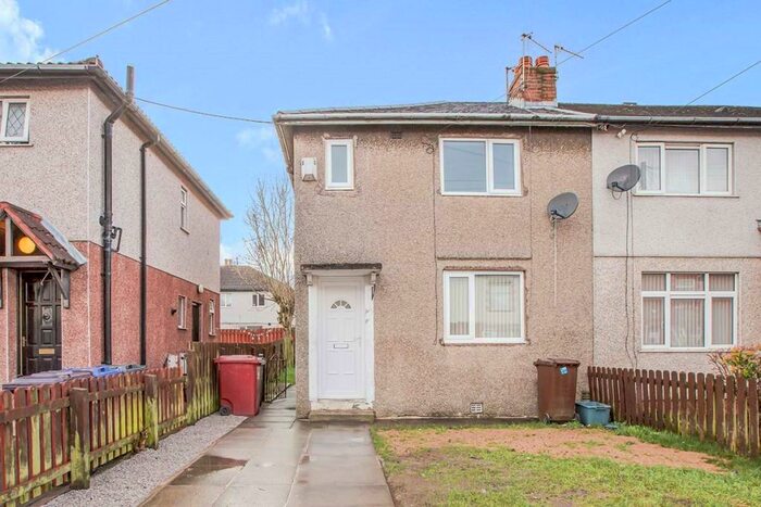 2 Bedroom End Of Terrace House To Rent In Rydal Street, Burnley, Lancashire, BB10