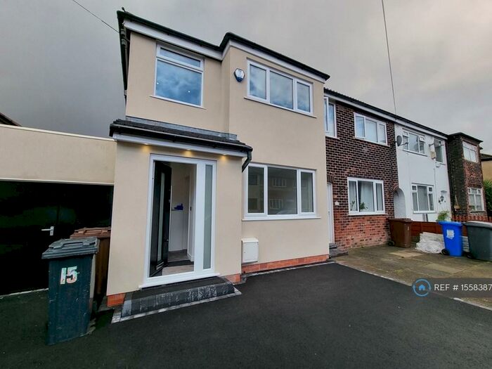 3 Bedroom End Of Terrace House To Rent In Hawkstone Avenue, Droylsden, Manchester, M43