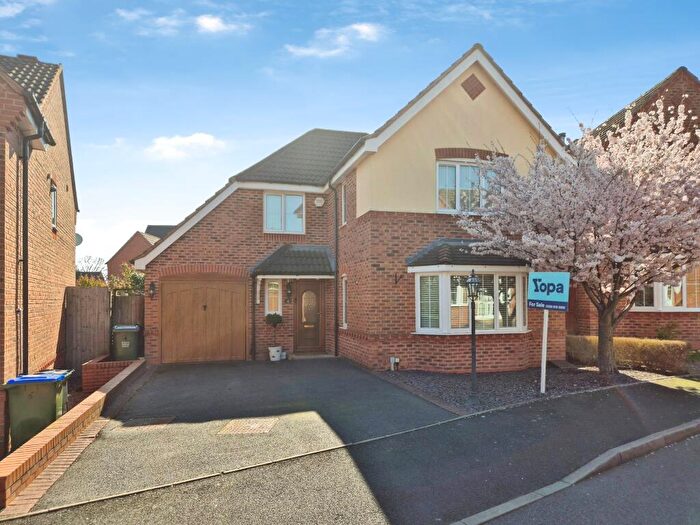 4 Bedroom Detached House For Sale In Harrington Croft, West Bromwich, B71